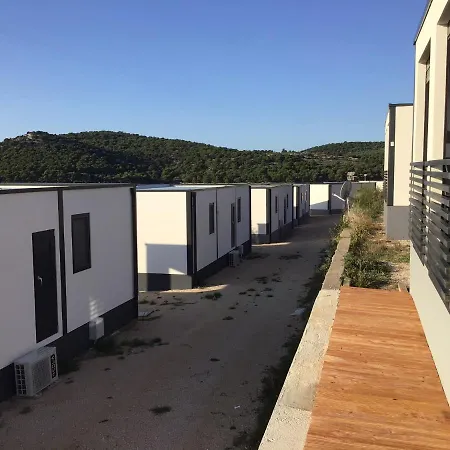 Casa Bazinga * Tisno
