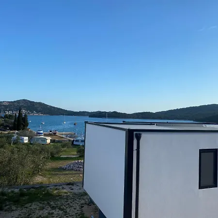 Casa Bazinga Ferienhaus Tisno