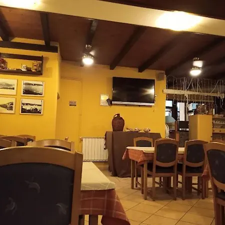 Casa Bazinga * Tisno